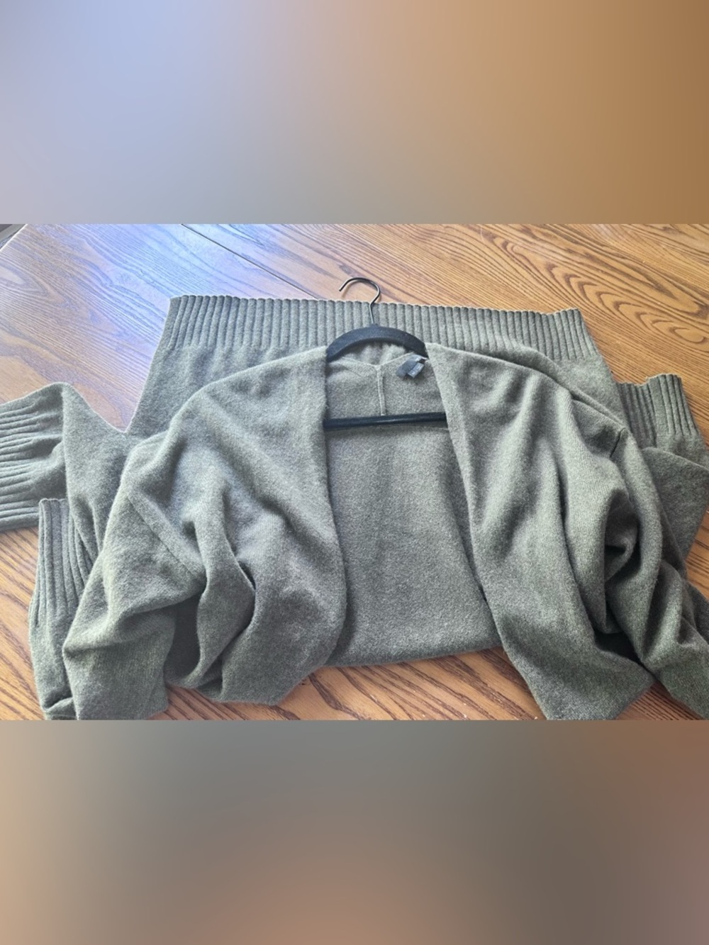 360 Cashmere Olive Green Open-Front Cardigan (mix26)